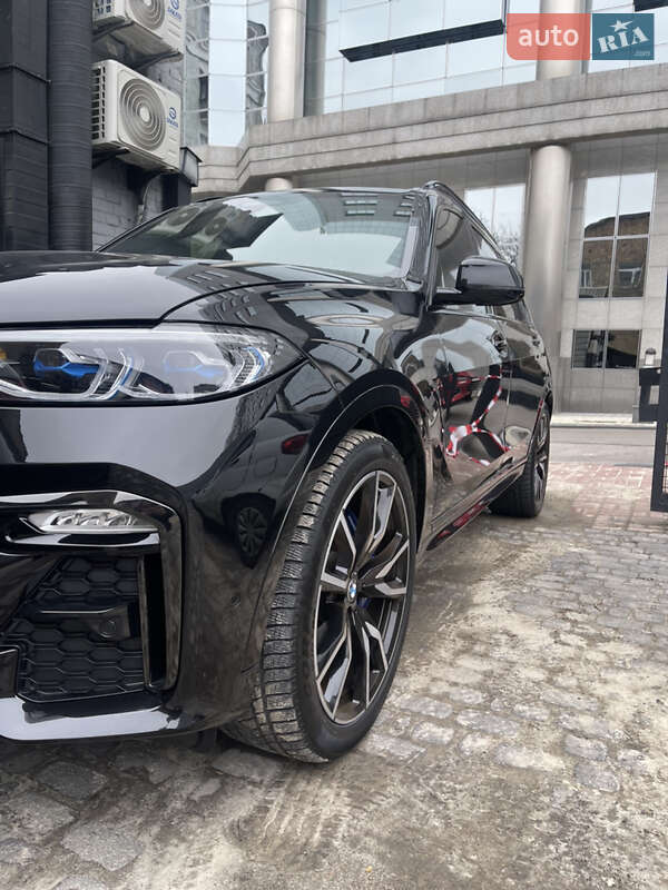 BMW X7 2019