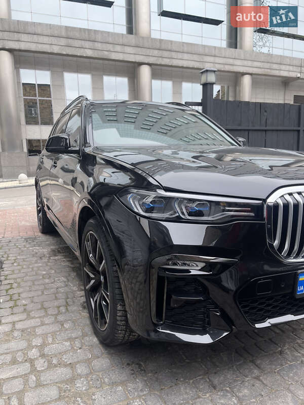 BMW X7 2019