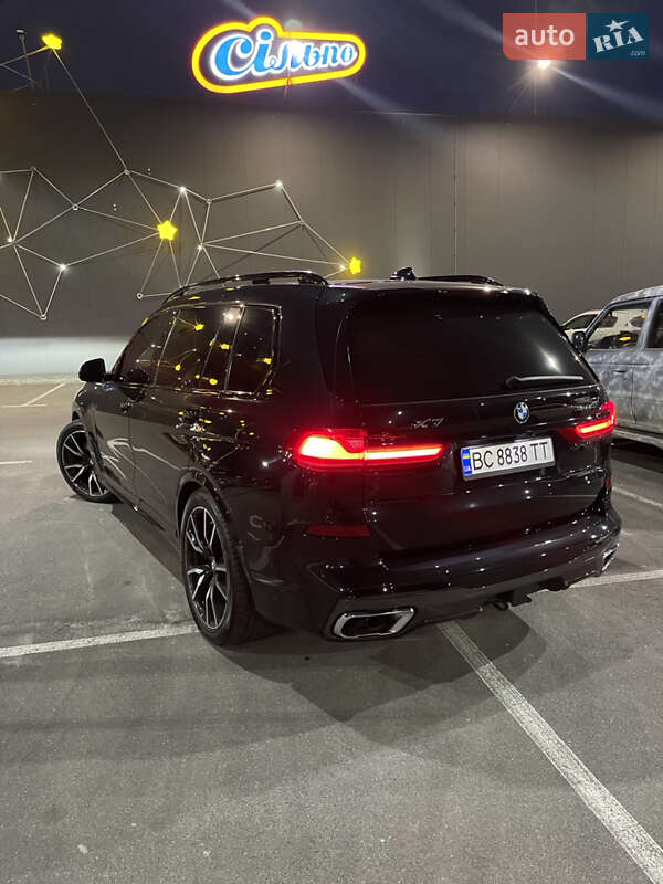 BMW X7 2019