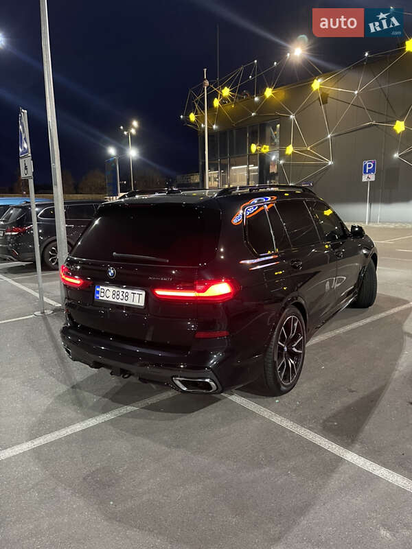 BMW X7 2019