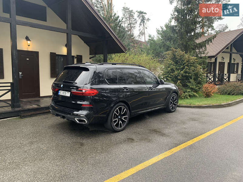 BMW X7 2019
