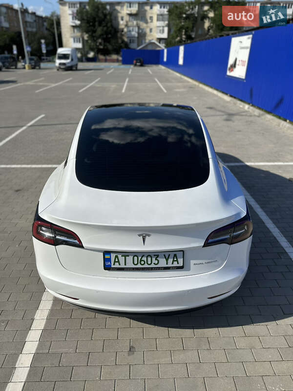 Tesla-4