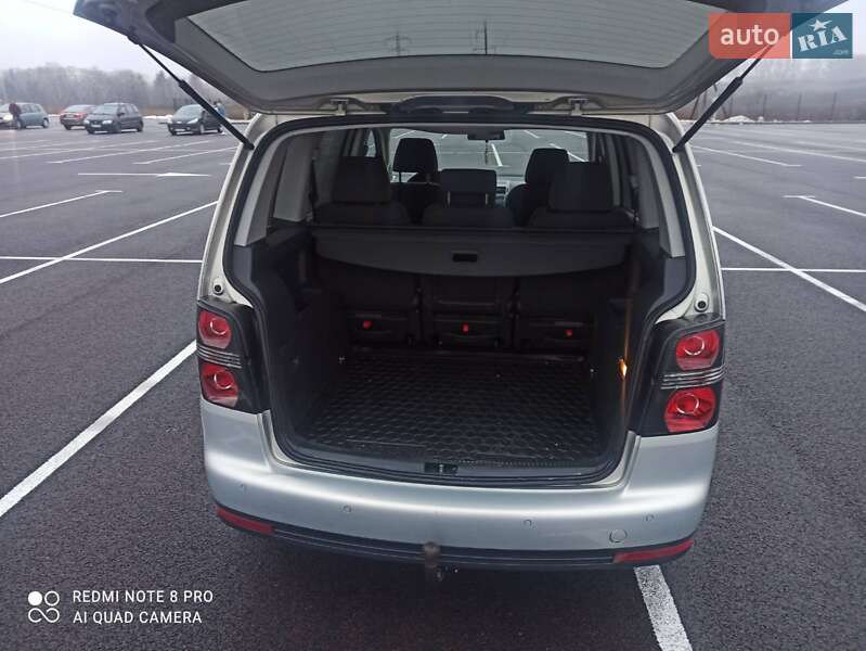 Volkswagen Touran 2009