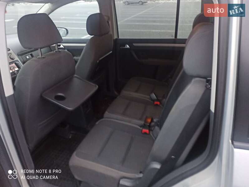 Volkswagen Touran 2009