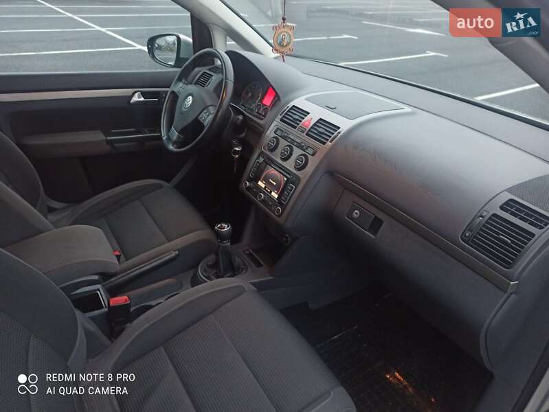 Volkswagen Touran 2009