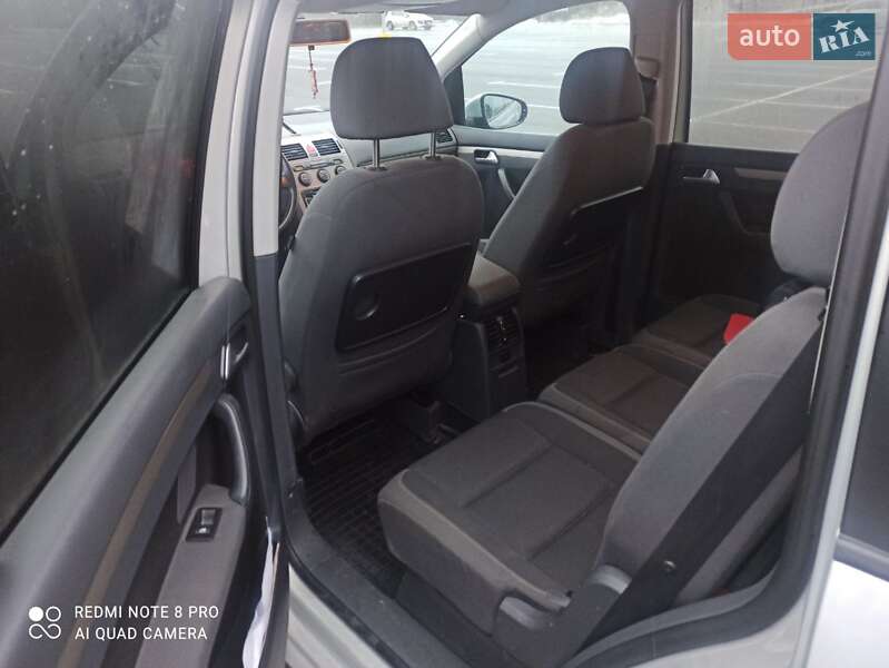 Volkswagen Touran 2009