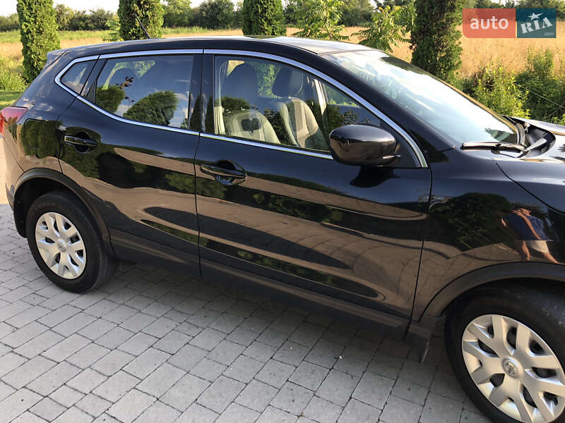 Nissan Rogue Sport 2018