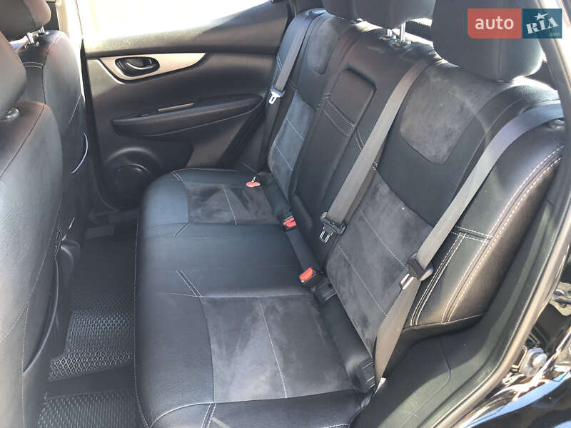 Nissan Rogue Sport 2018