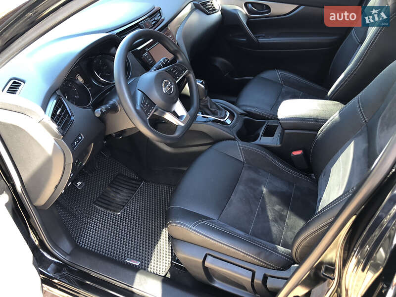 Nissan Rogue Sport 2018