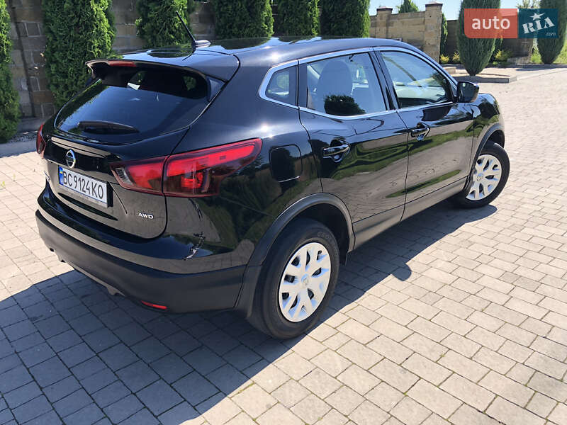 Nissan Rogue Sport 2018