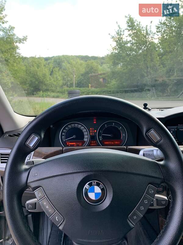 BMW-32