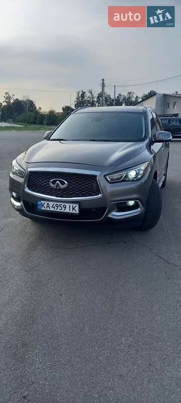 Infiniti-72