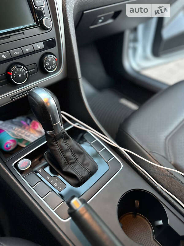 Volkswagen Passat 2015