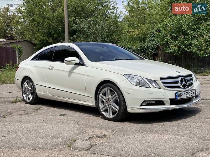 Mercedes-Benz E-Class 2010