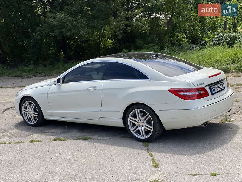 Mercedes-Benz E-Class 2010