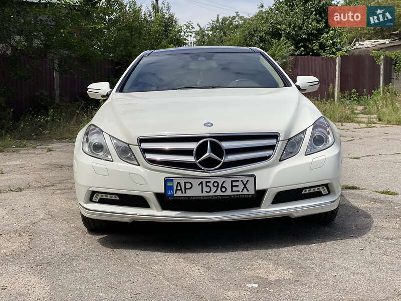 Mercedes-Benz E-Class 2010