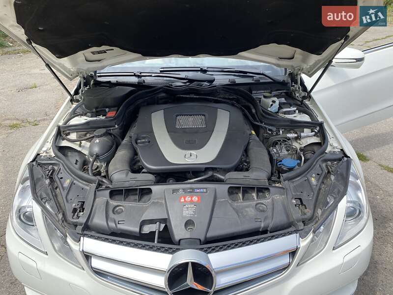 Mercedes-Benz E-Class 2010