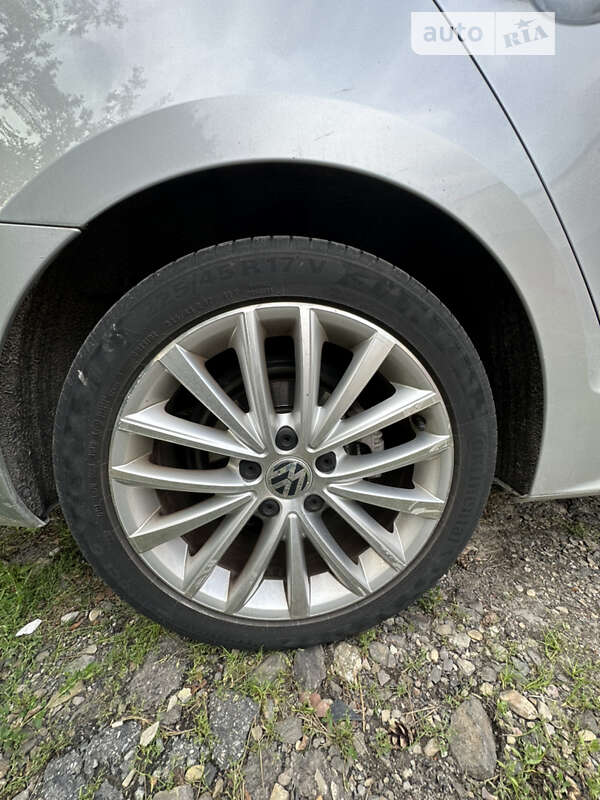 Volkswagen Jetta 2013