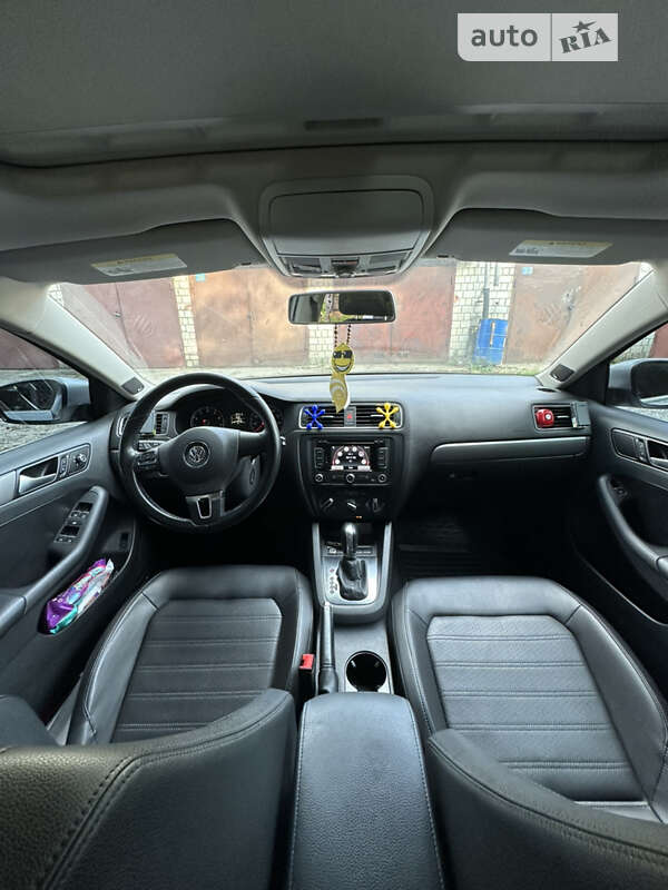 Volkswagen Jetta 2013