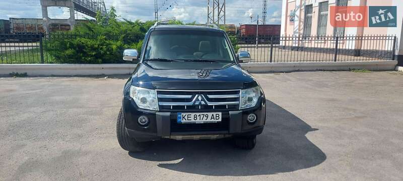 Mitsubishi Pajero 2007