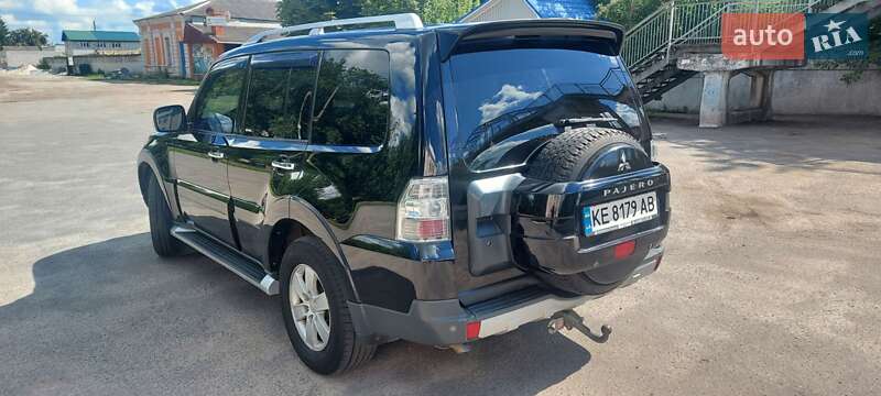 Mitsubishi Pajero 2007