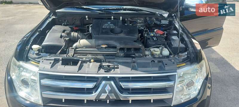 Mitsubishi Pajero 2007