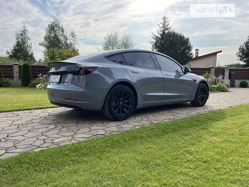 Tesla-9