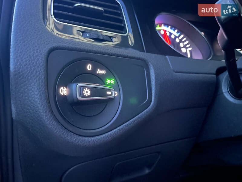 Volkswagen e-Golf 2019