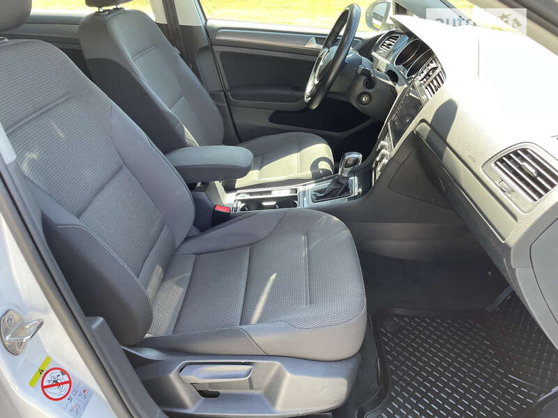 Volkswagen e-Golf 2019