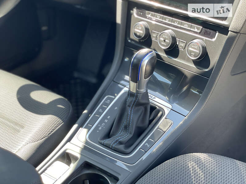 Volkswagen e-Golf 2019