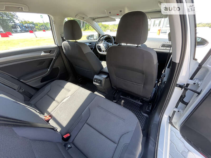 Volkswagen e-Golf 2019