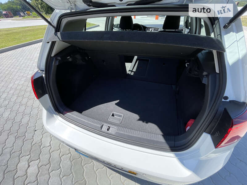 Volkswagen e-Golf 2019