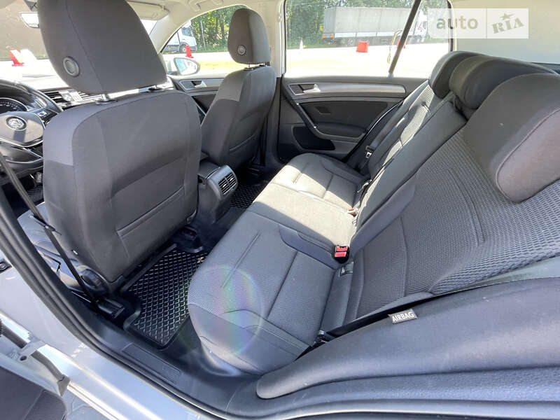 Volkswagen e-Golf 2019