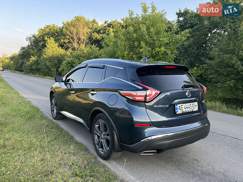 Nissan-19