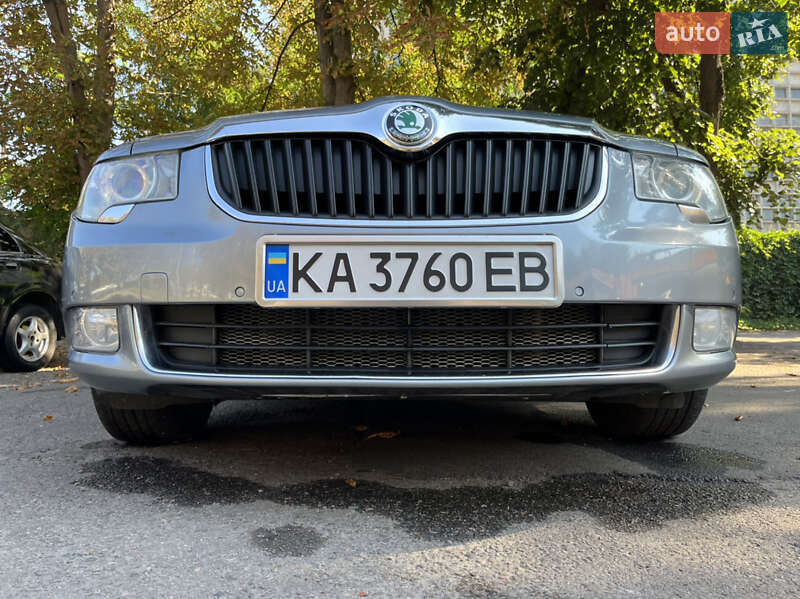 Skoda Superb 2012