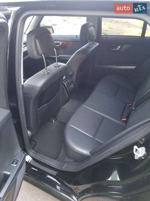 Mercedes-Benz GLK-Class 2015