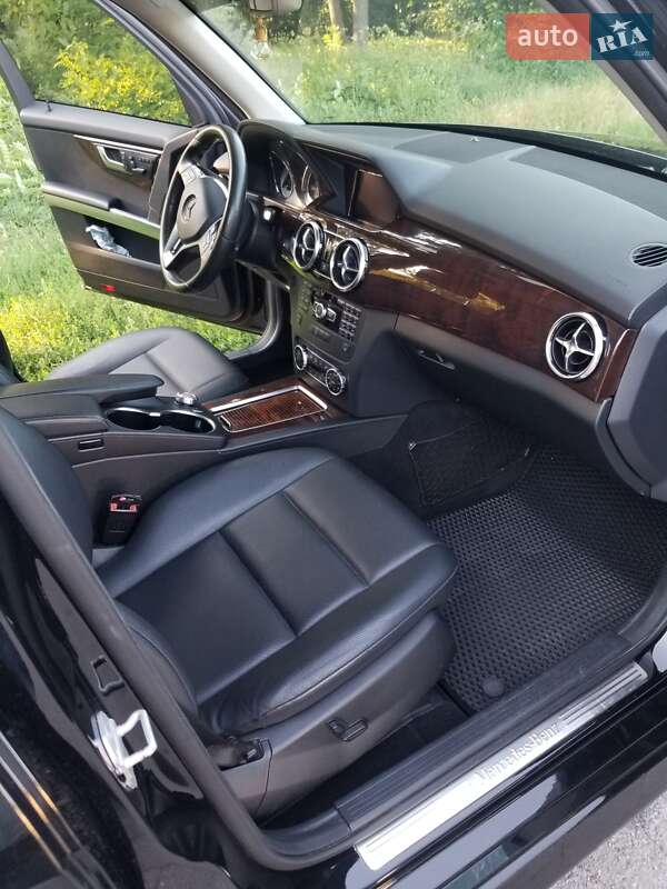 Mercedes-Benz GLK-Class 2015