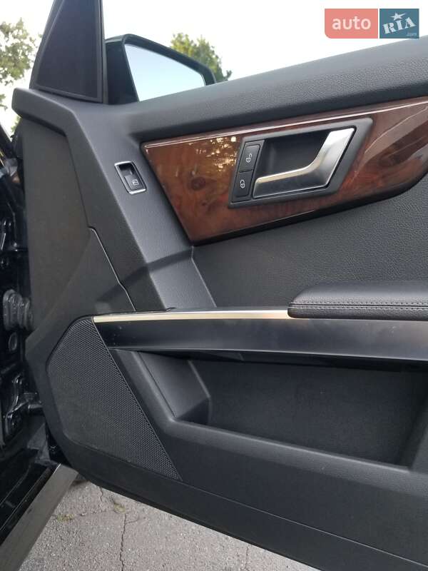 Mercedes-Benz GLK-Class 2015