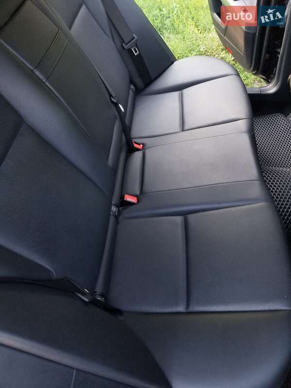 Mercedes-Benz GLK-Class 2015