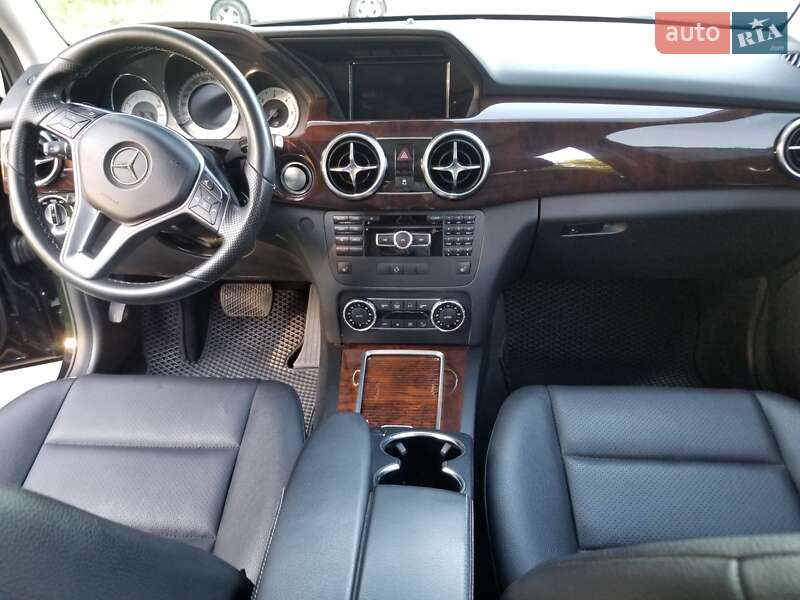 Mercedes-Benz GLK-Class 2015