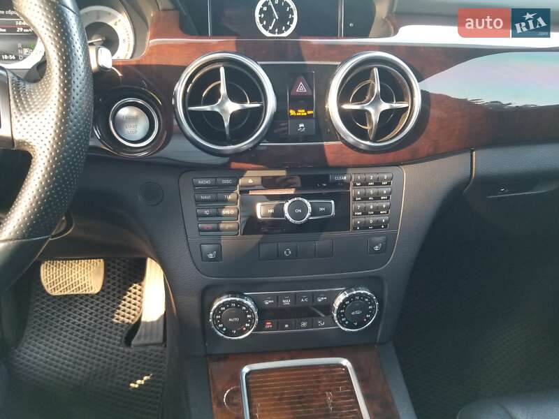 Mercedes-Benz GLK-Class 2015