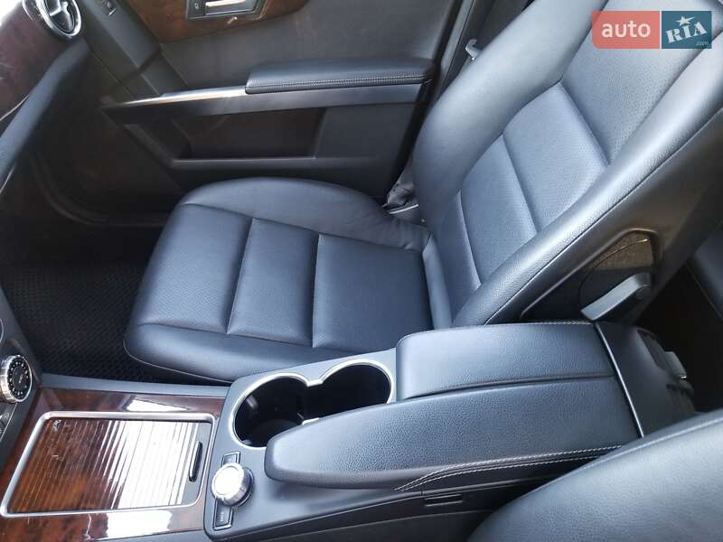 Mercedes-Benz GLK-Class 2015