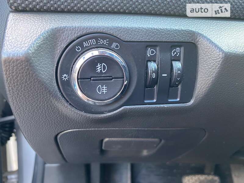 Chevrolet Cruze 2012