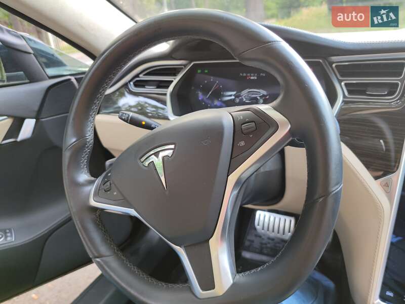 Tesla-31