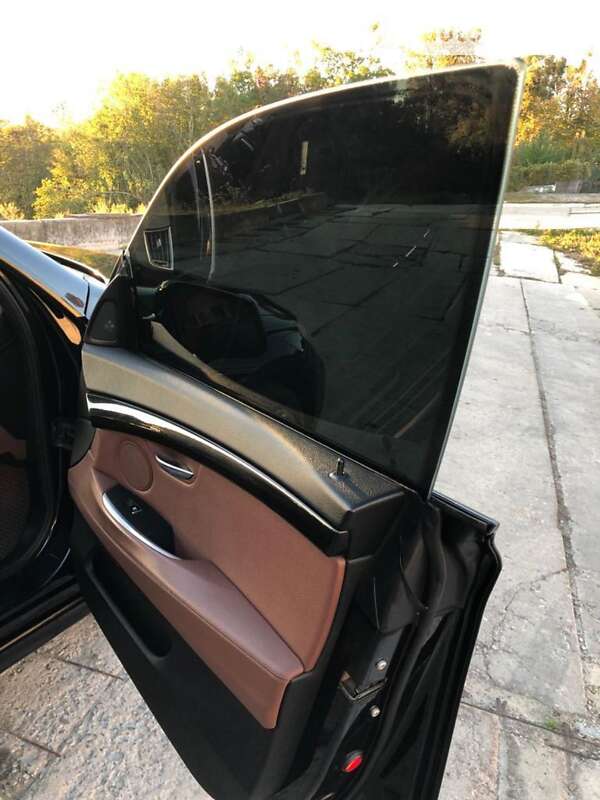 BMW 5 Series GT 2012