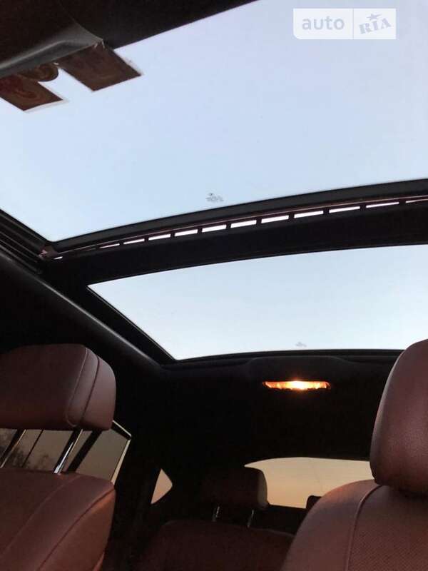 BMW 5 Series GT 2012