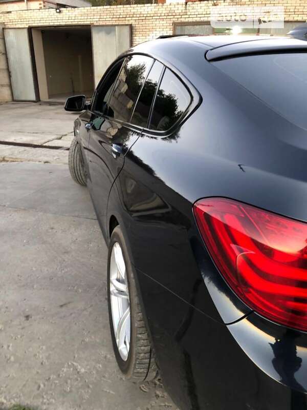 BMW 5 Series GT 2012