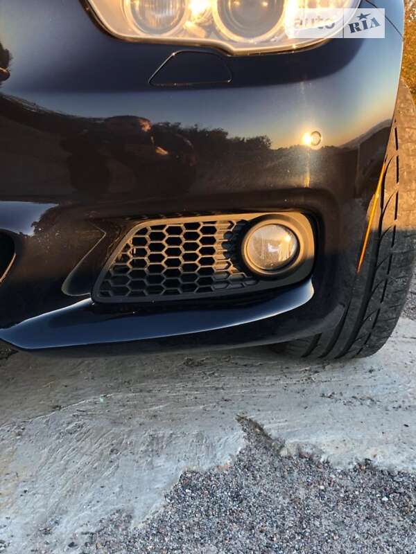 BMW 5 Series GT 2012