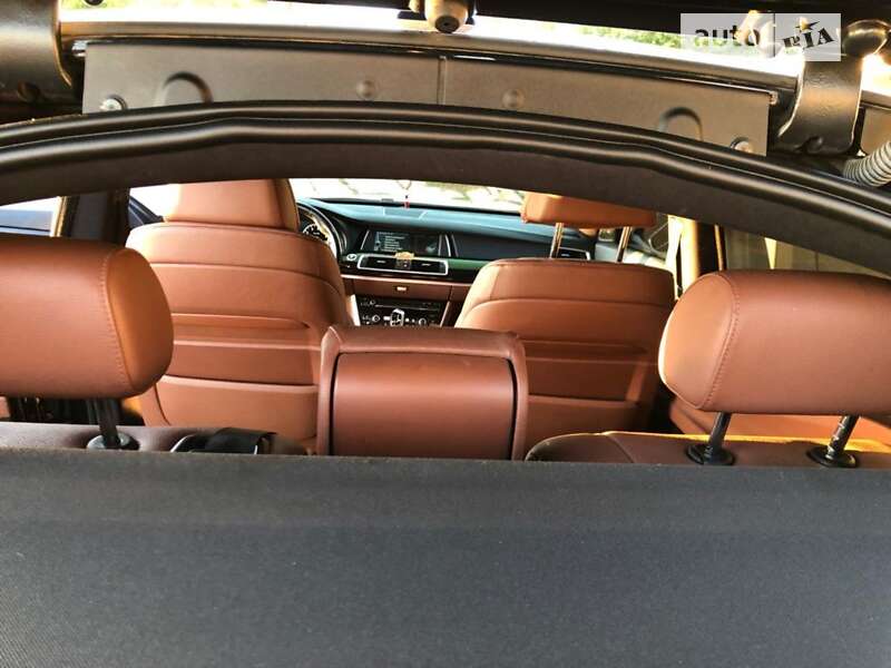 BMW 5 Series GT 2012