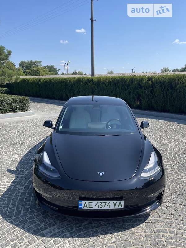 Tesla-4